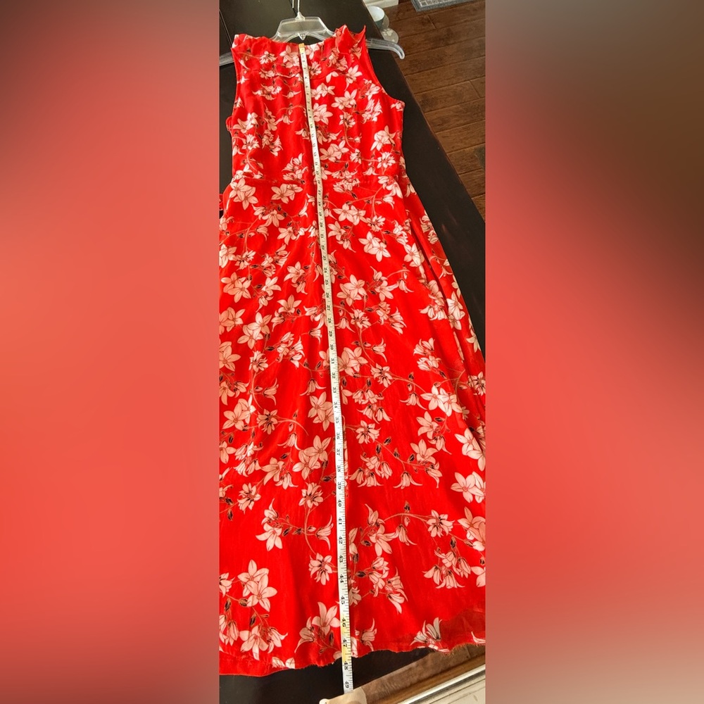 Calvin Klein EUC Wrap Dress | Ruffle Trim |
Ties @waist Feminine & Flowy SZ 12 - Picture 8 of 10